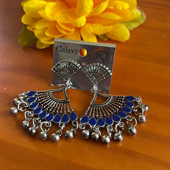 Jewelry - Desi Fashion Earrings